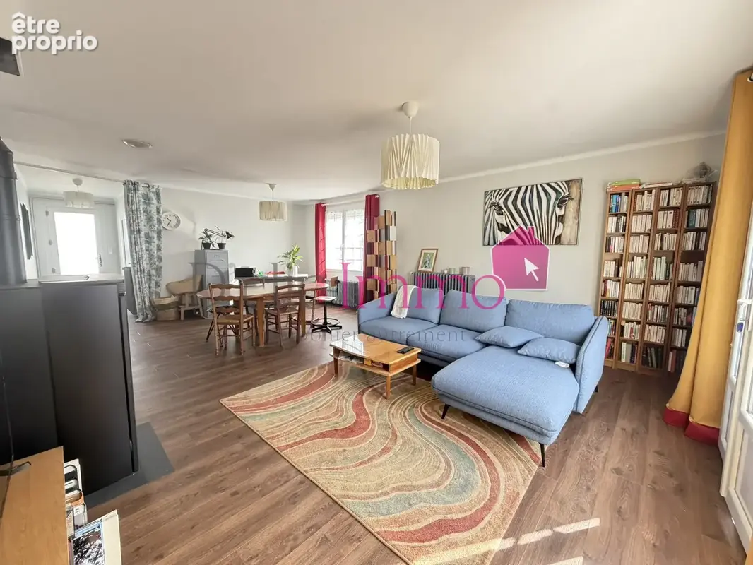 CHALLANS   Maison familiale avec logement indépendant et deux garages - photo 2
