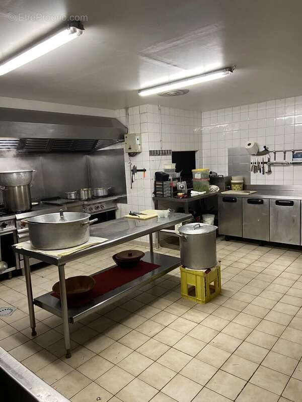 Commerce à JOUARS-PONTCHARTRAIN