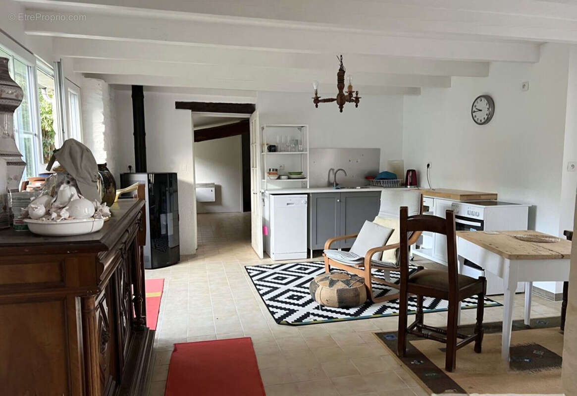 Maison à SAINT-DIZANT-DU-GUA