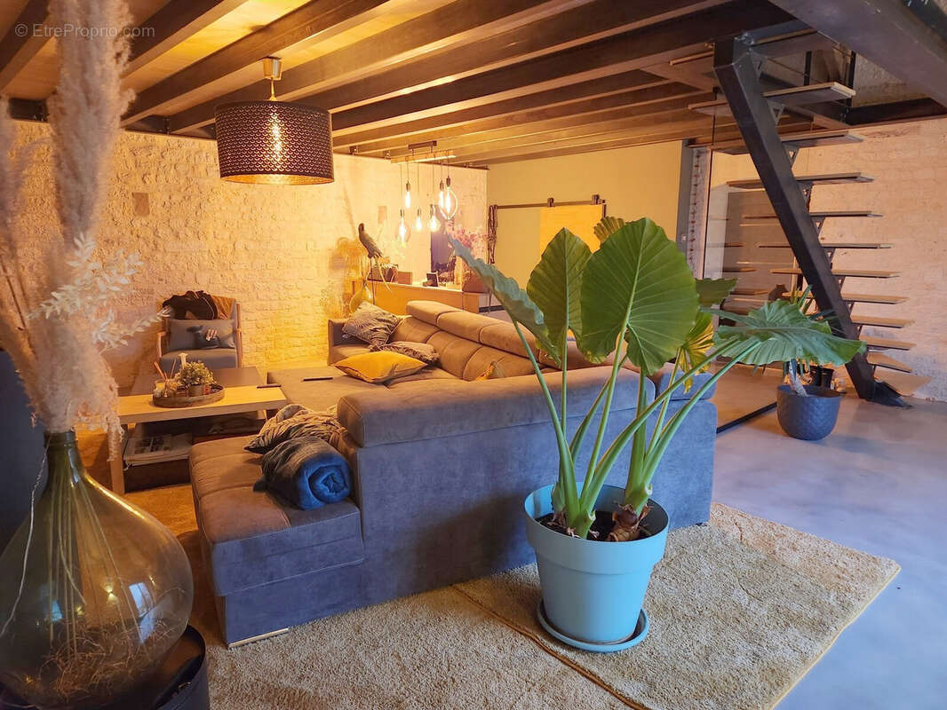 Maison à MONTDOUMERC