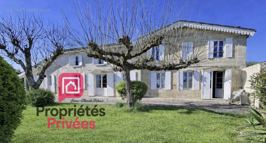 Maison à MOMBRIER