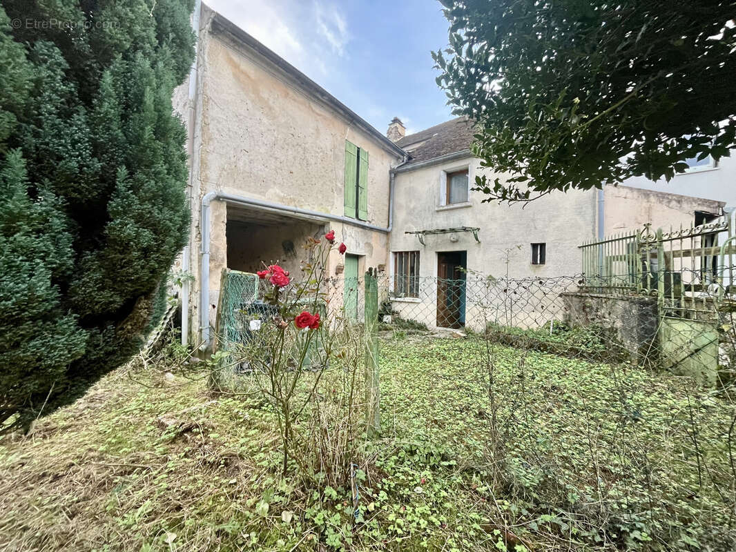 Maison de 126m 2 à rénover - photo 3