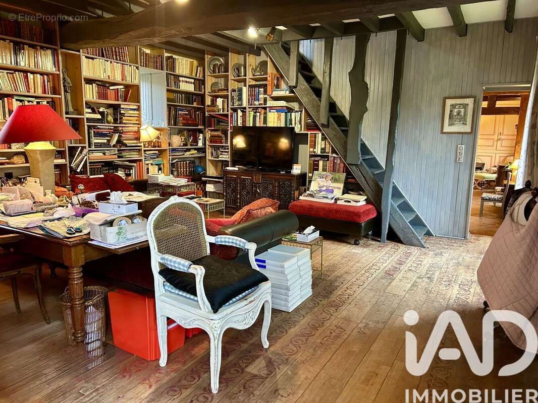 Maison 229 m² à Senantes  - photo 7