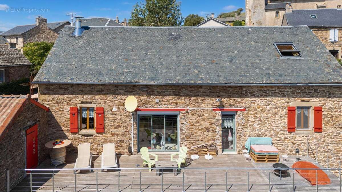 Maison à CONNAC