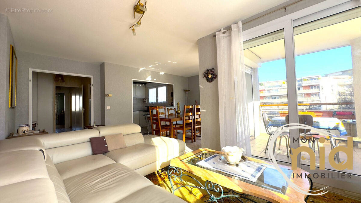 Appartement à ECHIROLLES