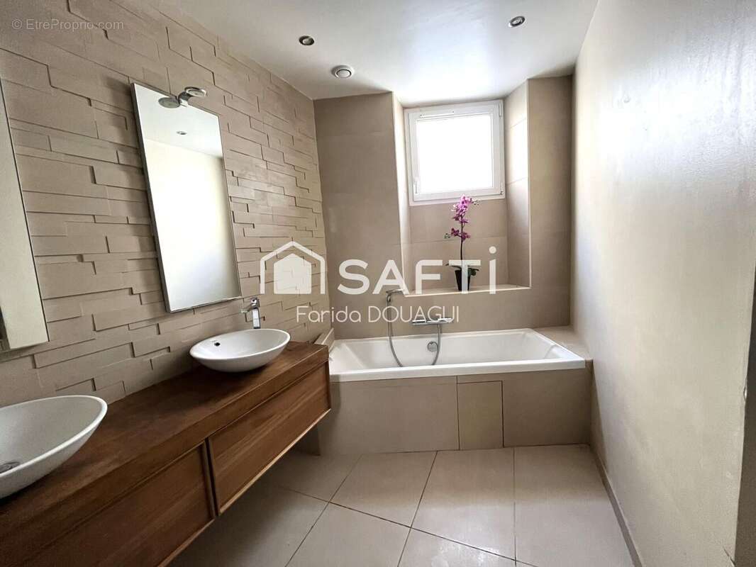 Photo 7 - Maison à MARSEILLE-6E