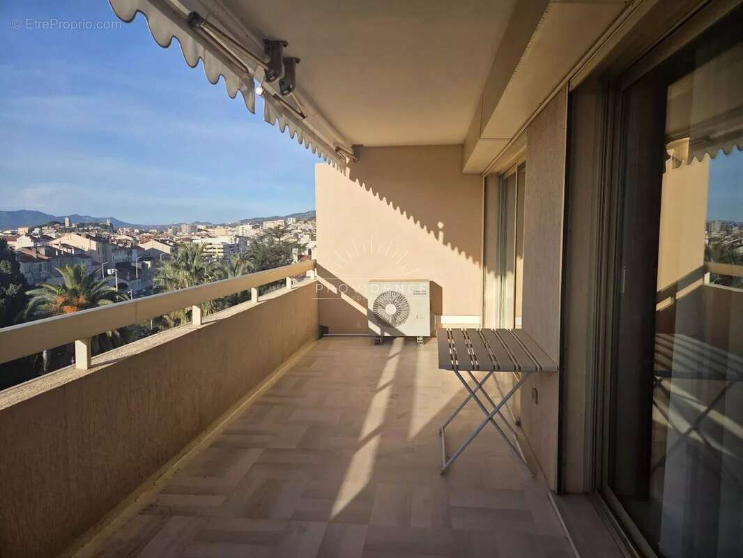 Appartement à CANNES