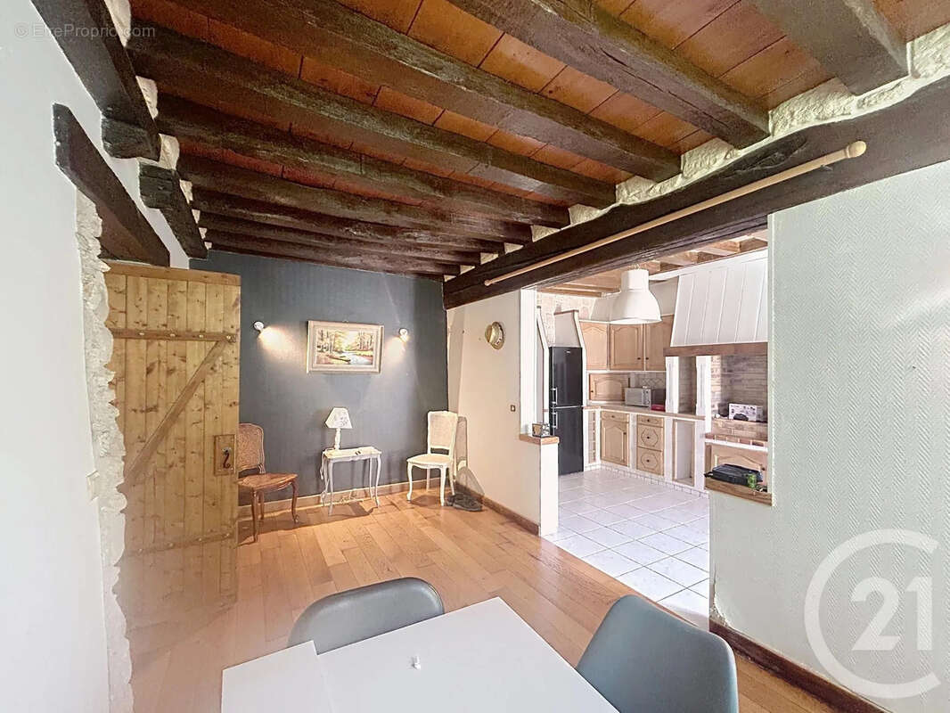 Maison à MAINCY
