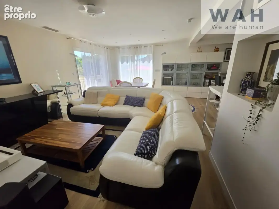Maison 4 pièces - 93m2 - MONTMIRAT - photo 8