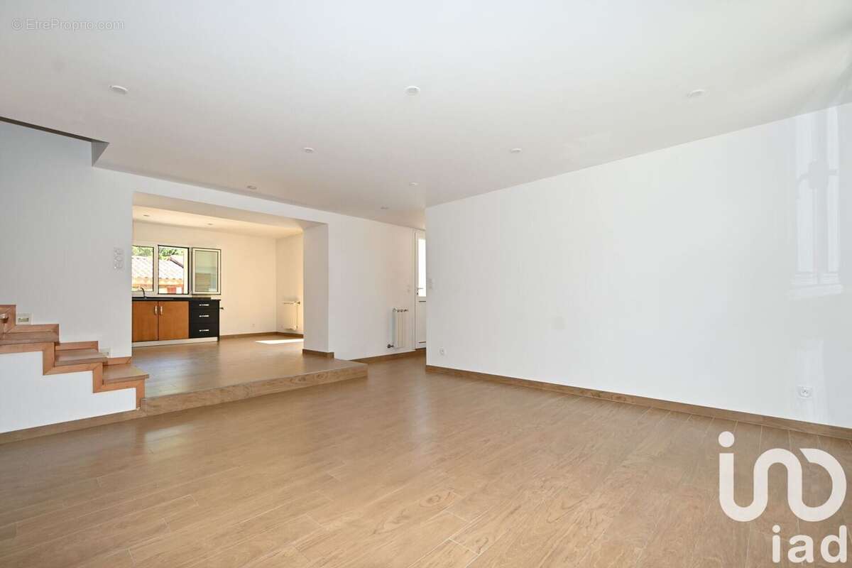 Photo 2 - Maison à LES CHERES