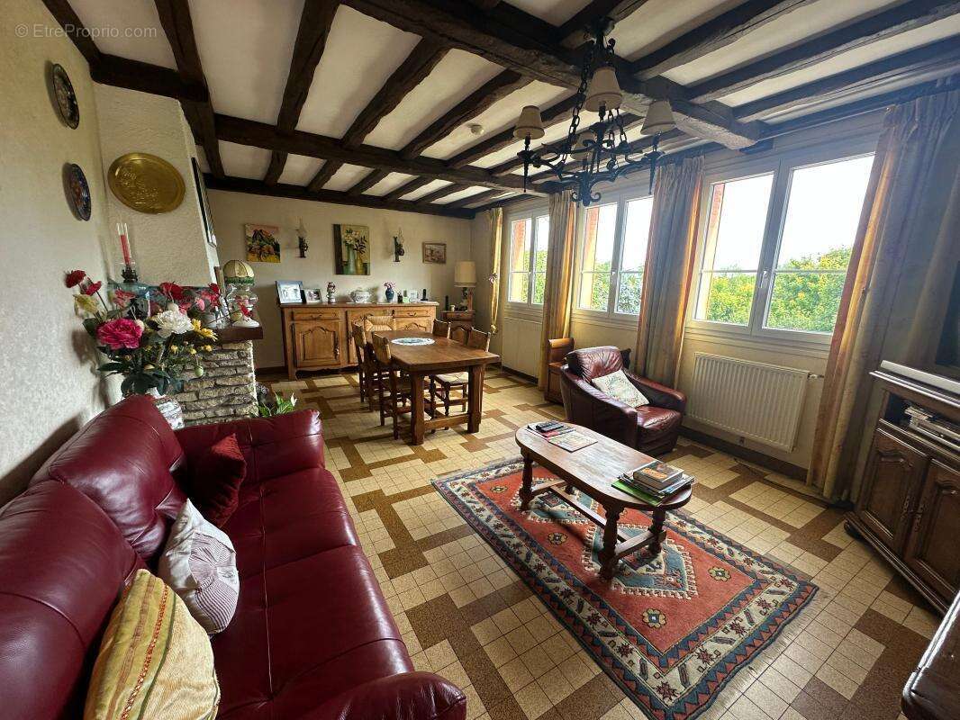 Maison à CREPY-EN-VALOIS