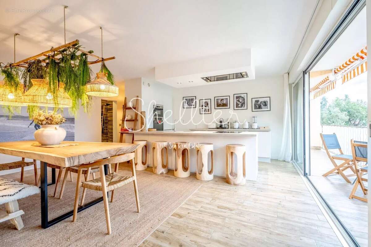 Appartement à SAINT-TROPEZ