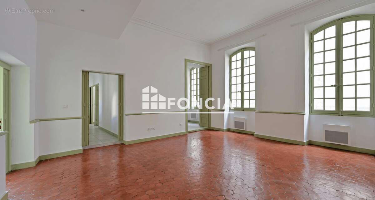 Appartement à ARLES