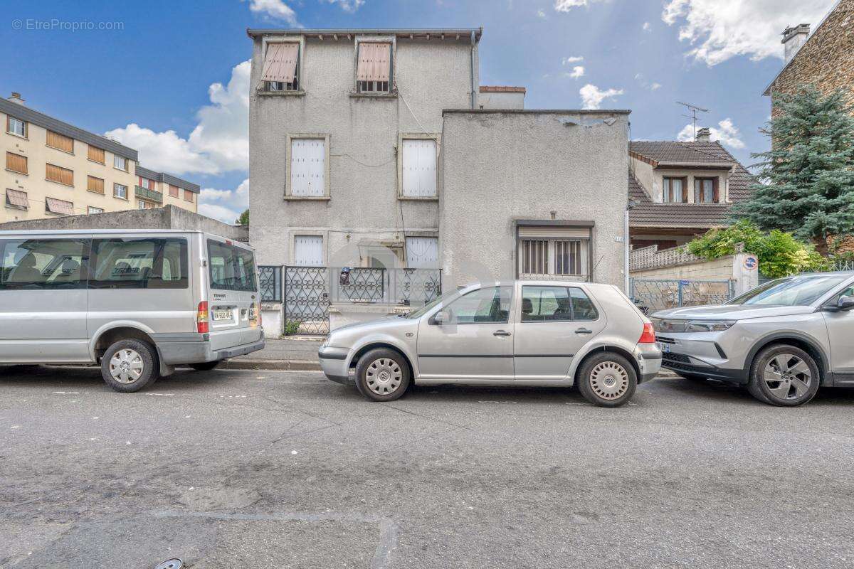 Appartement à VILLEMOMBLE