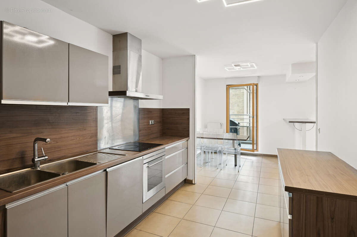 Appartement à LYON-6E