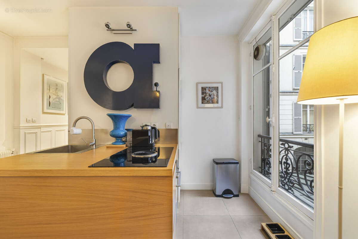 Appartement à PARIS-3E