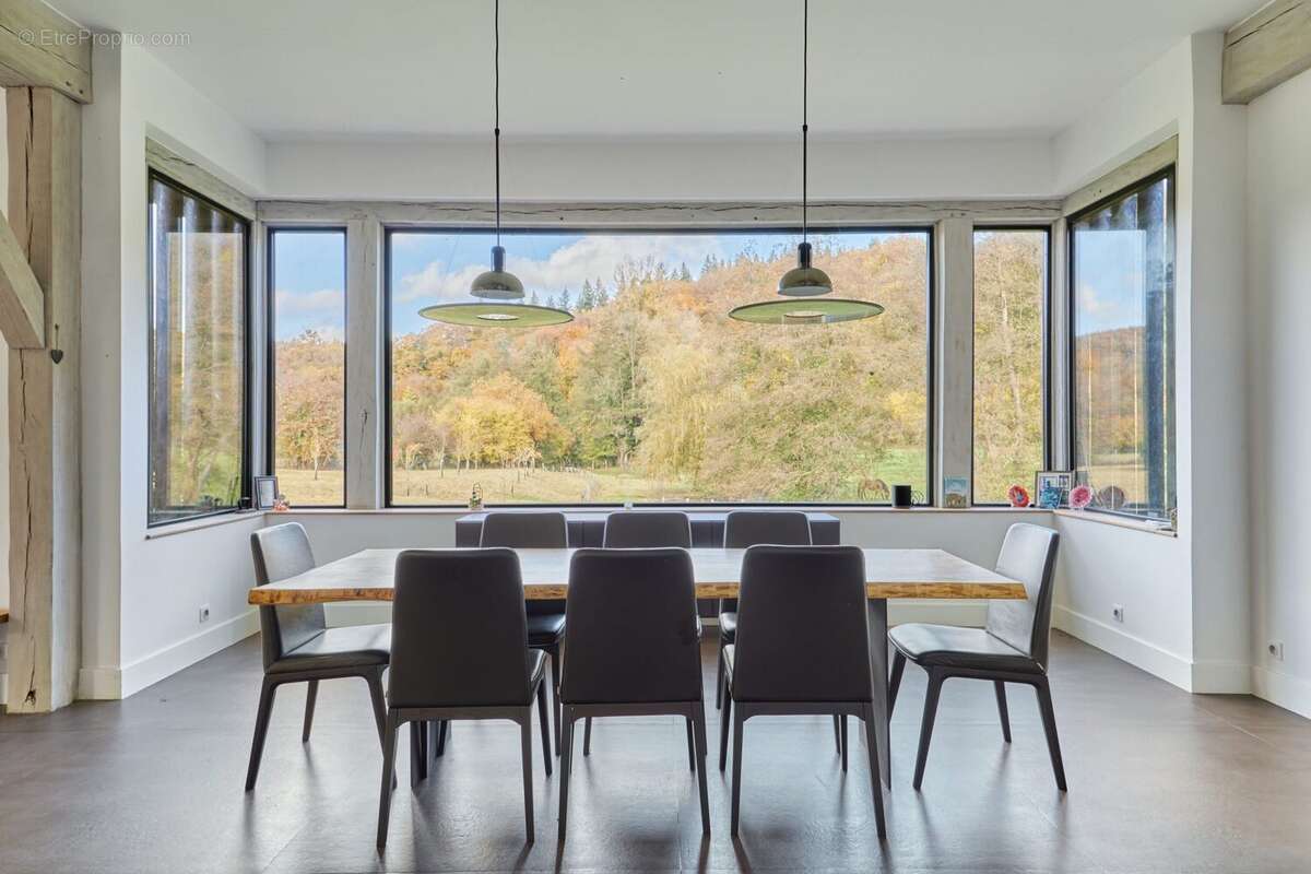 Maison à OUILLY-DU-HOULEY