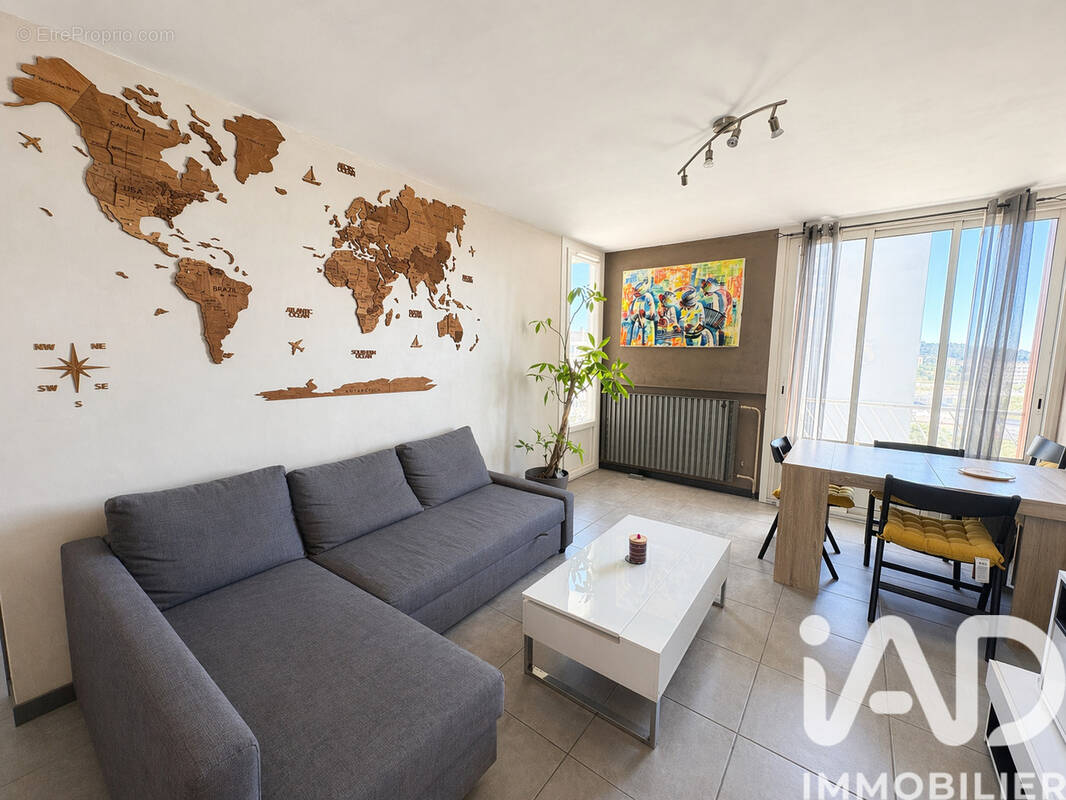 Photo 1 - Appartement à LA VALETTE-DU-VAR