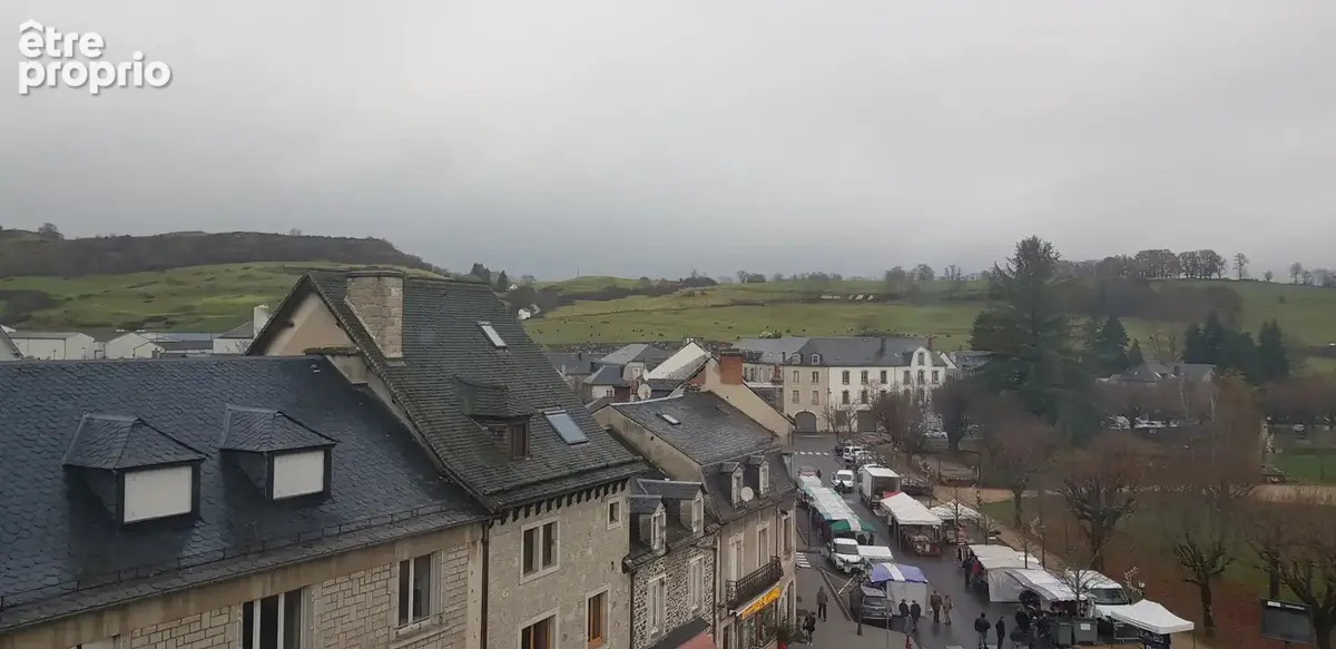 Bel immeuble au coeur de RIOM-ES-MONTAGNES - photo 32