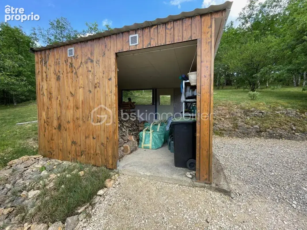Maison sur sous-sol complet rénovée avec soins sur 3532 m² de terrain non clos - photo 21