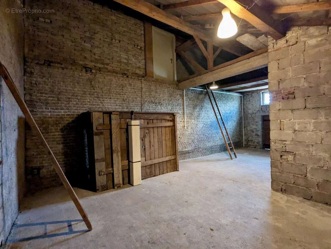 Maison à VAHL-LES-FAULQUEMONT