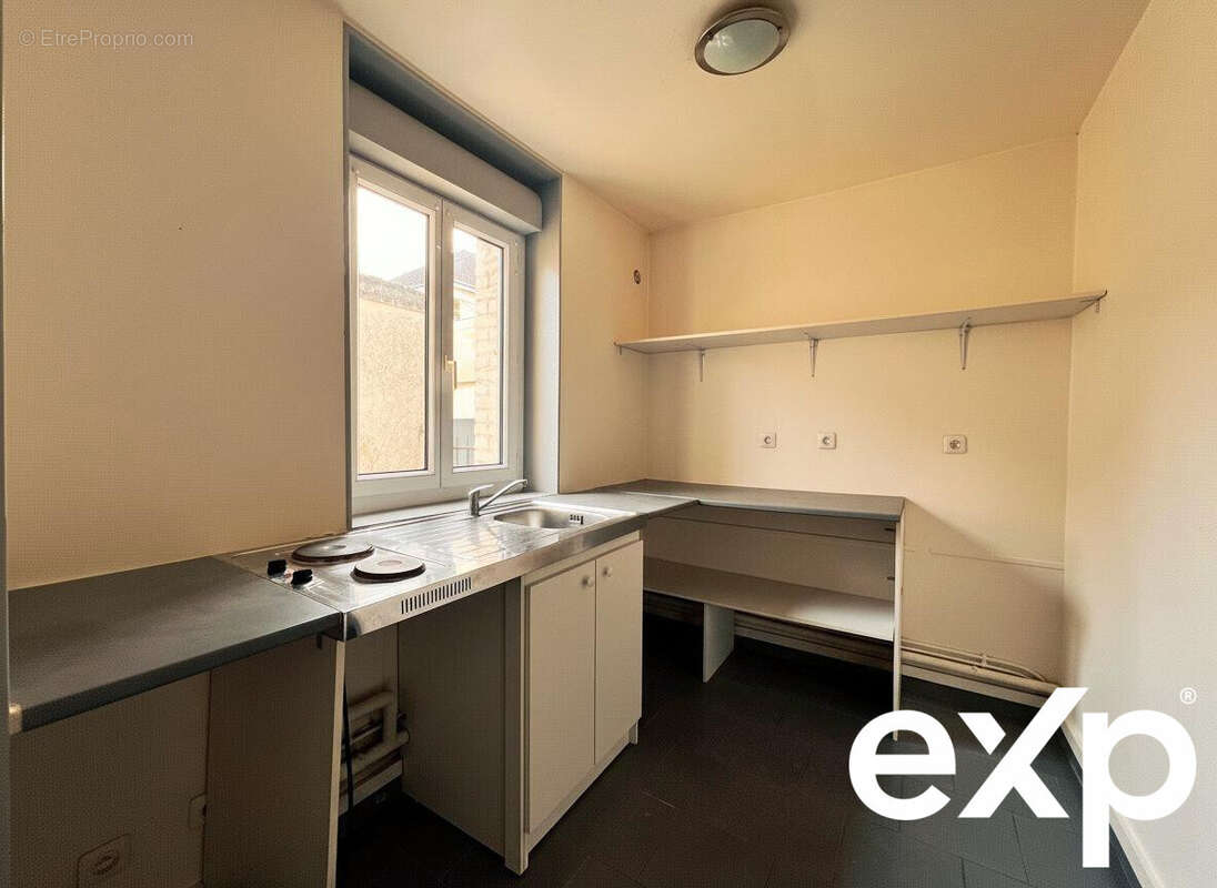 Appartement à SAINT-ETIENNE-DU-ROUVRAY