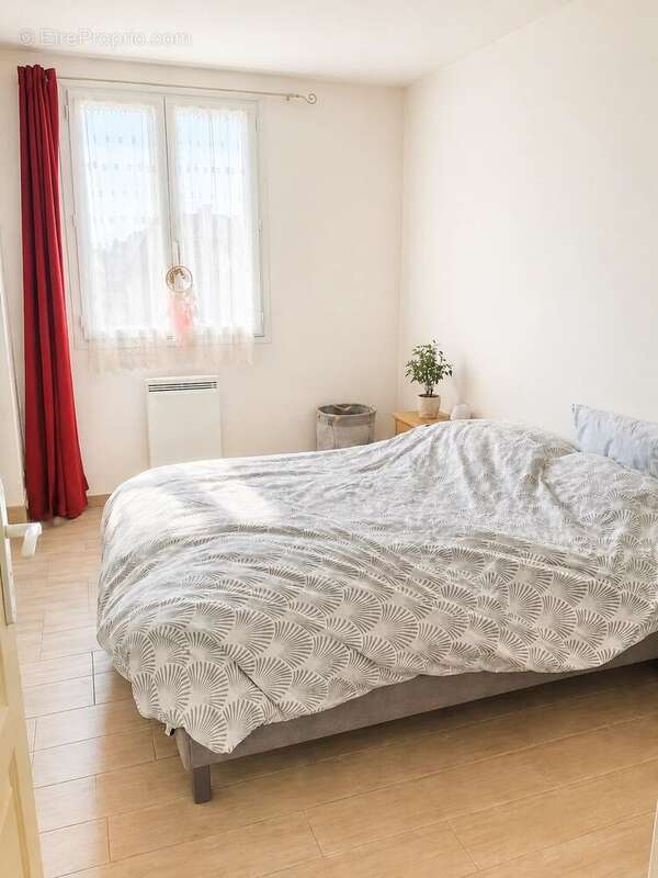 Appartement à FONTENAY-TRESIGNY