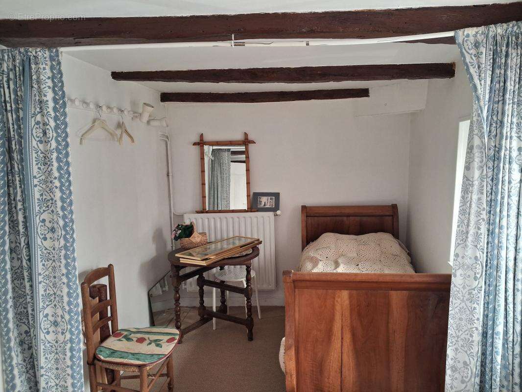 Maison à COSNE-COURS-SUR-LOIRE