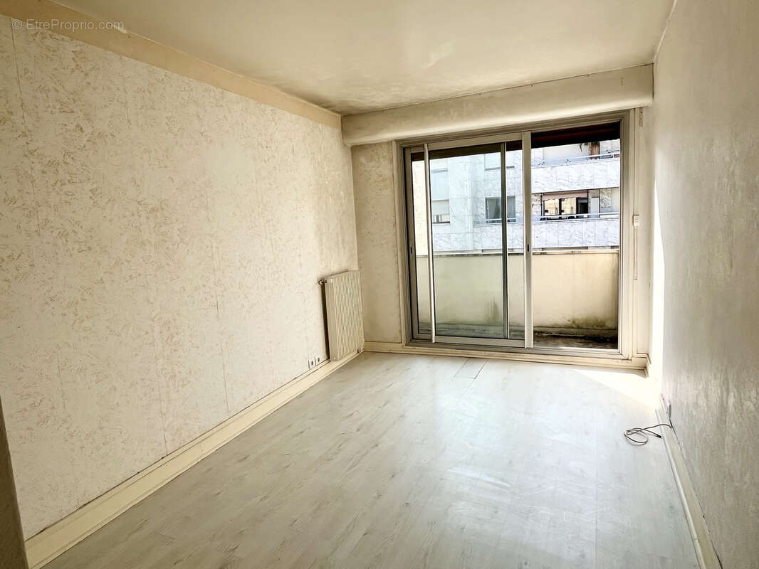 Coeur de la Varenne : appartement en dernier étage - photo 7