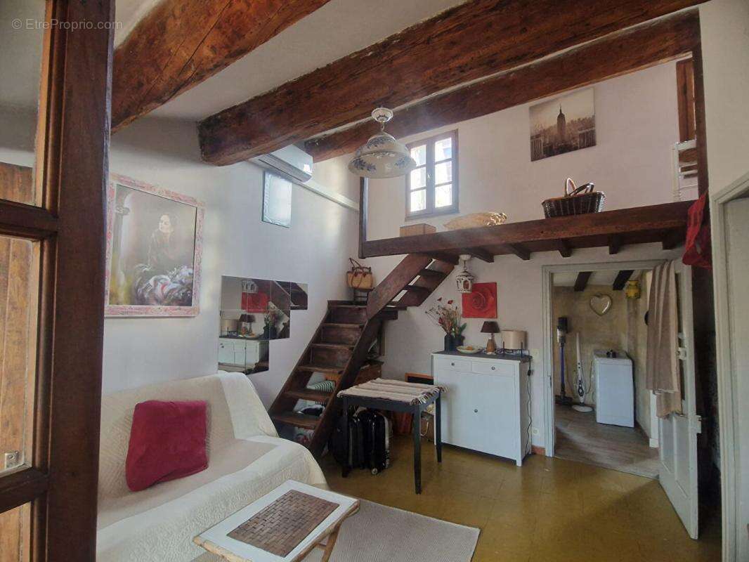 Appartement à ARLES