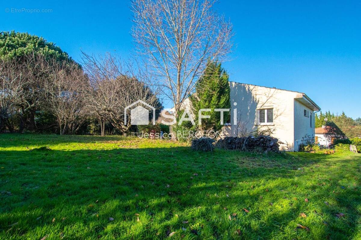 Photo 1 - Maison à ARTIGUES-PRES-BORDEAUX