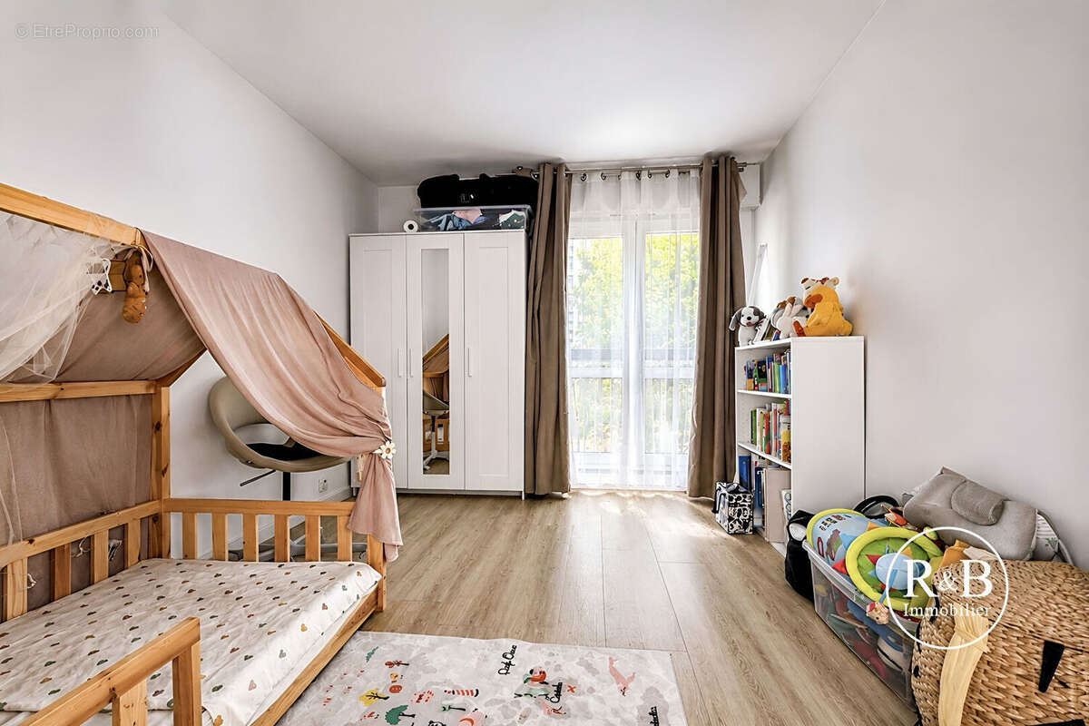 Appartement Les Clayes Sous Bois 4 pièce(s) 74 m2 - photo 10