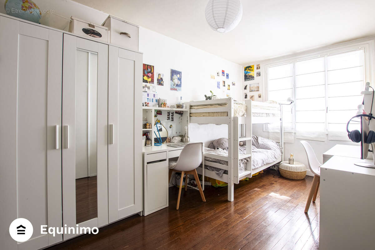 Appartement à PARIS-15E