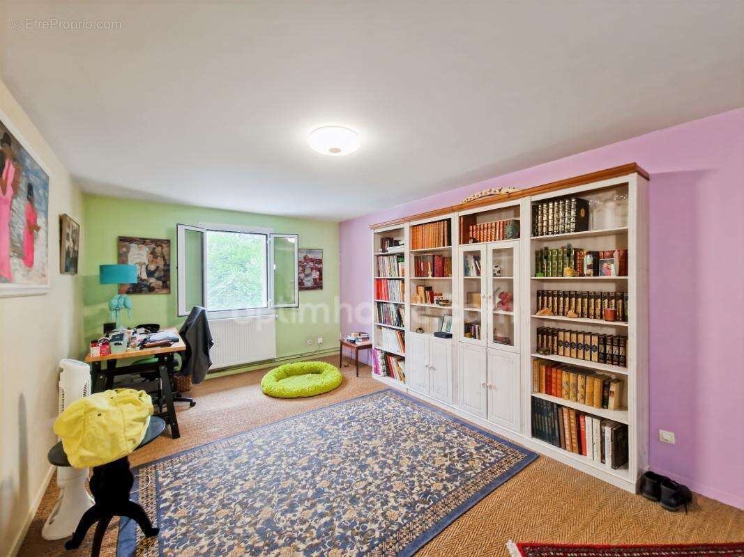 Maison de plus de 270M2 à vendre 9 pièces-5 chambres-piscine- HABAS (40) - photo 7