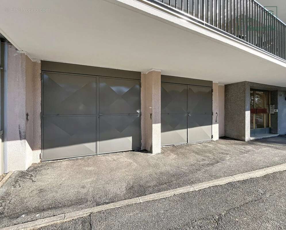 Sainte-Foy-lès-Lyon, T4/5 lumineux de 97 m² avec terrasse et garage - photo 14
