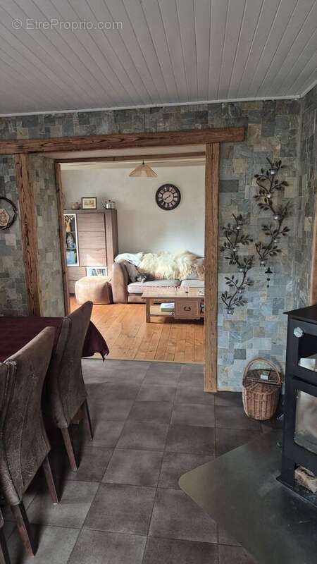 Maison à SAINT-JEAN-DE-THOLOME