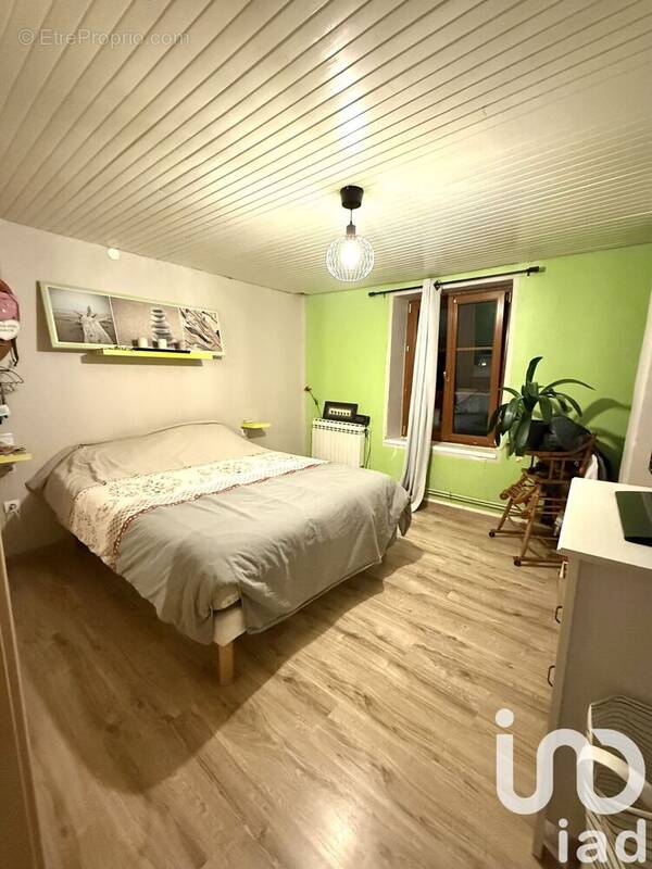 Photo 1 - Maison à COURCELLES-CHAUSSY