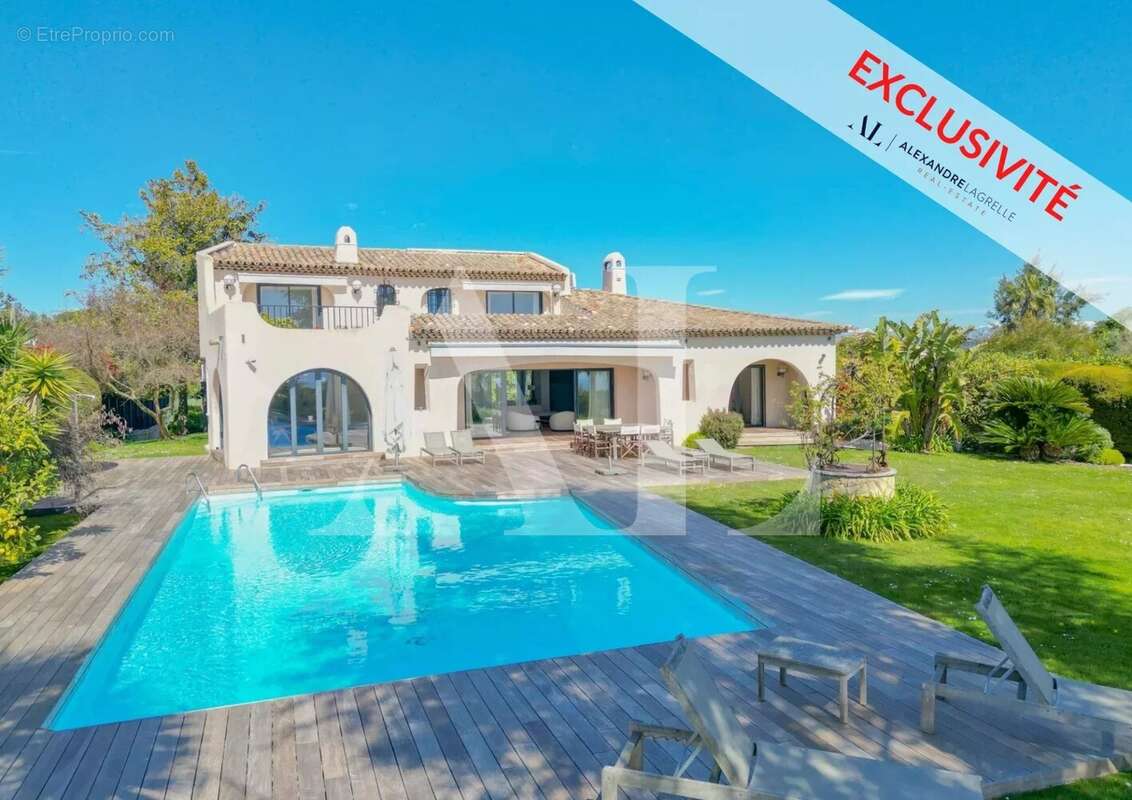 Maison à VALLAURIS