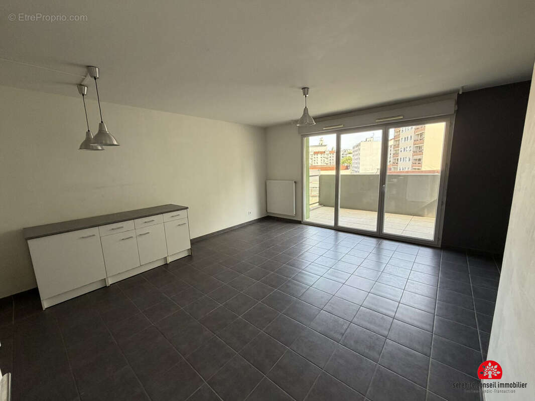Appartement à VILLEURBANNE