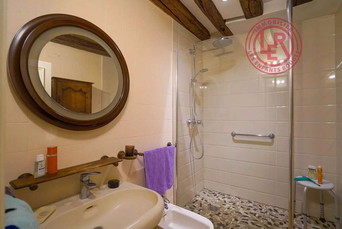 Appartement à PARIS-4E