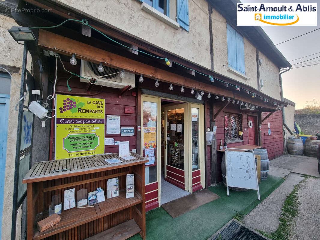 Autre à SAINT-ARNOULT-EN-YVELINES