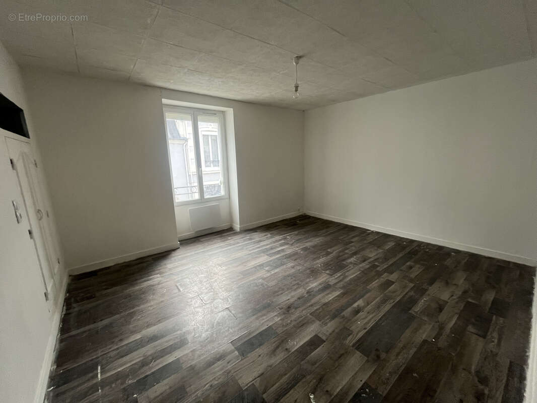 Appartement à NOYEN-SUR-SARTHE