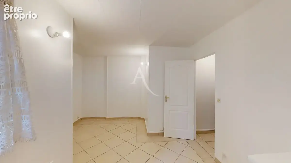 Appartement CHILLY-MAZARIN 1 pièce 18.69 m² - photo 3