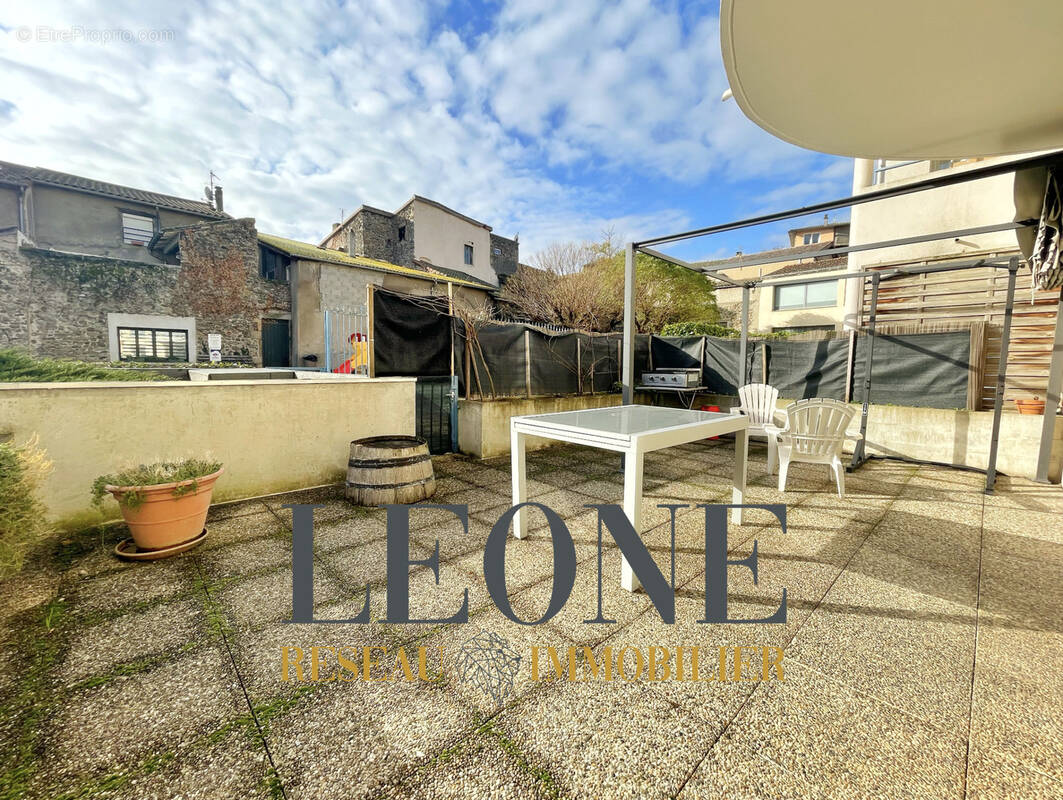 Appartement à CONDRIEU