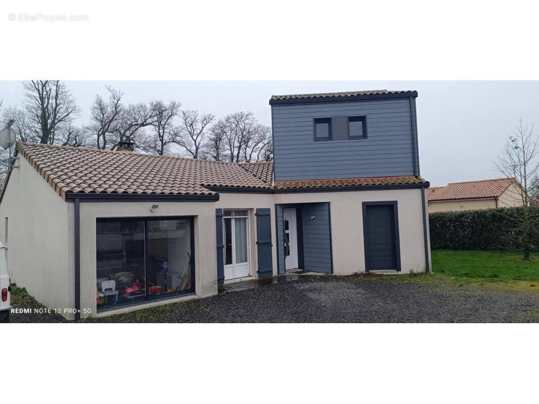 Maison à CHICHE