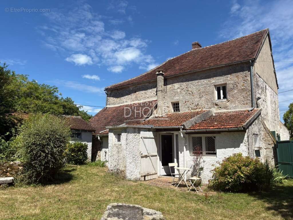 Maison à MONTOLIVET