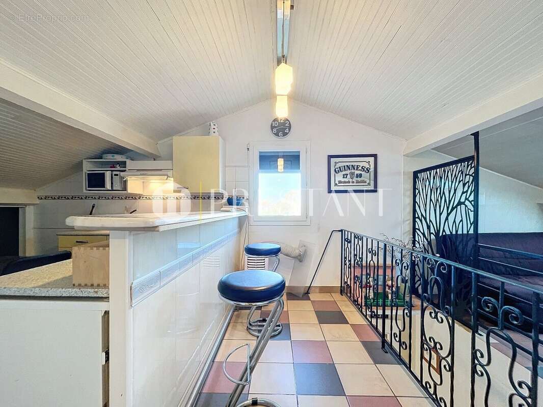 Maison à BASSUSSARRY