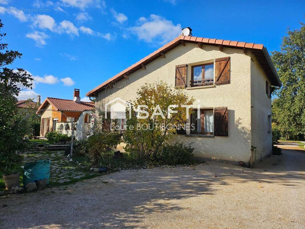 Photo 2 - Maison à SAINT-SULPICE