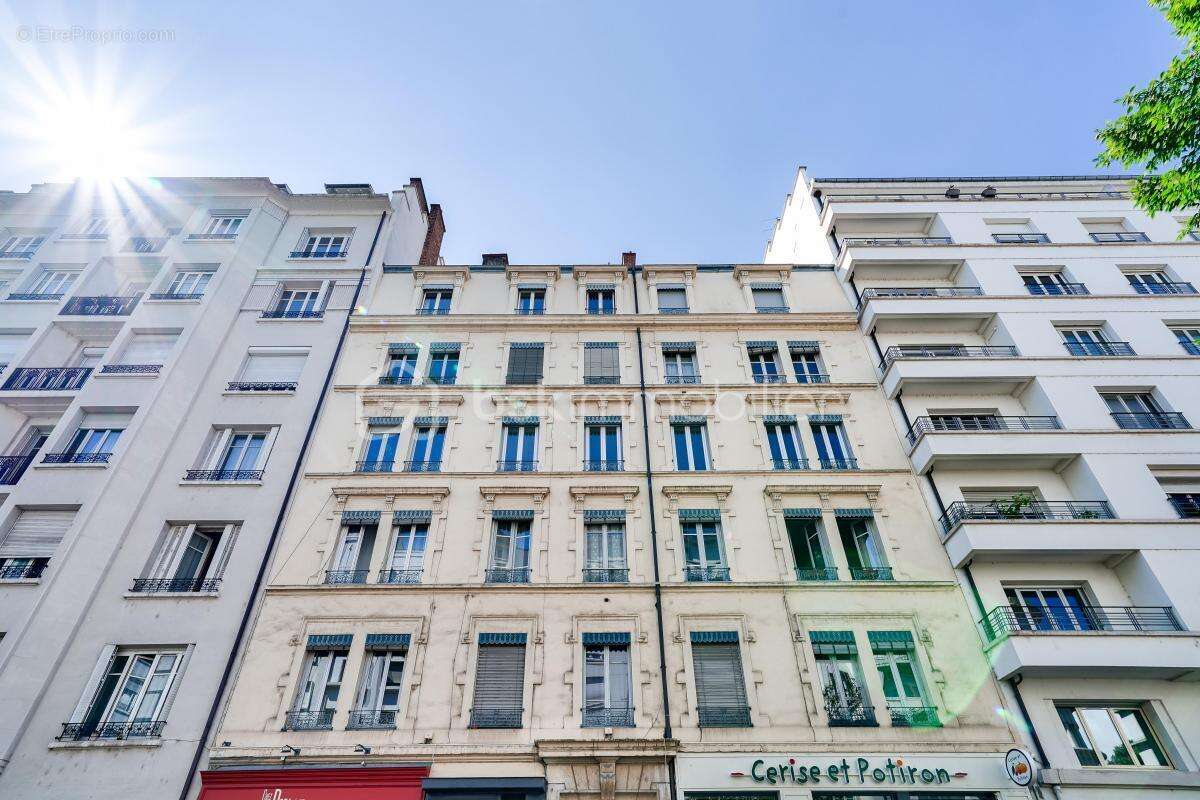 Appartement à LYON-6E