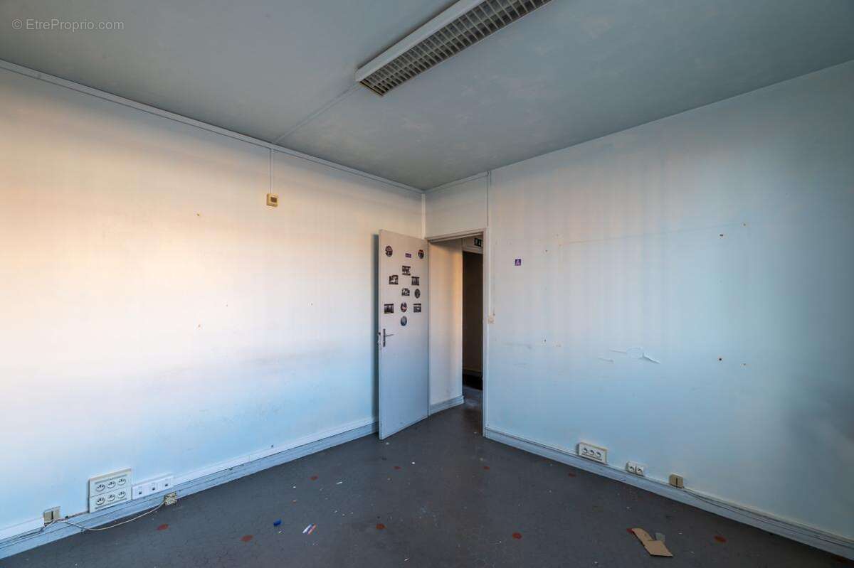 Commerce à SAINT-ETIENNE